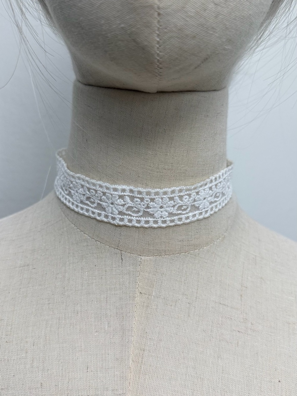 White Lace Choker Necklace Floral Crochet Victorian Cottagecore Adjustable